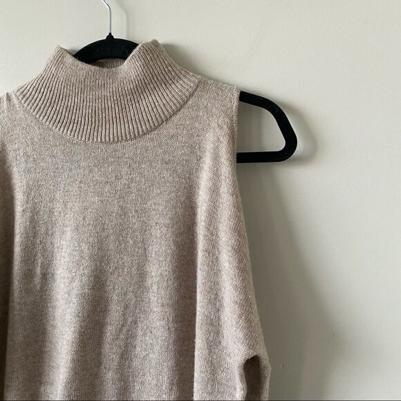 NWT-Halogen Alpaca & Wool Blend Mock Neck Cold Shoulder Cream Sweater - Picture 6 of 13